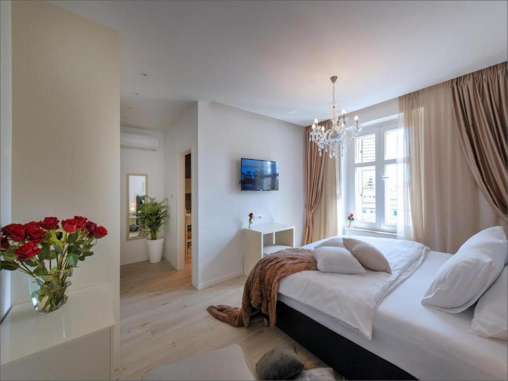 Via Porto Rooms Split Exterior foto